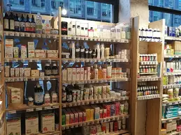 281-biocoop-lyon-vendome-magasin-bio-bien-etre-cosmetique-complement-alimentaire.webp